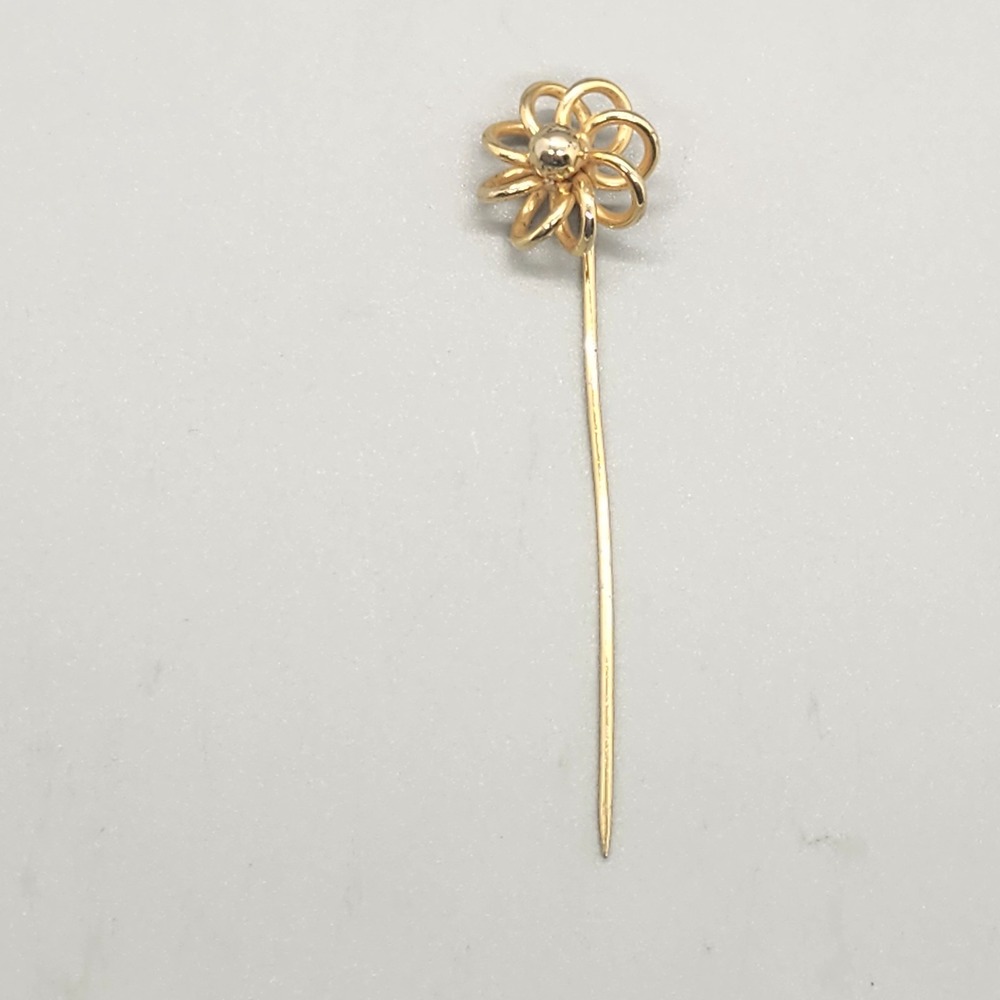 Gold Tone Flower Stick Pin Metal Lapel Hat Pin No Stone Floral Design